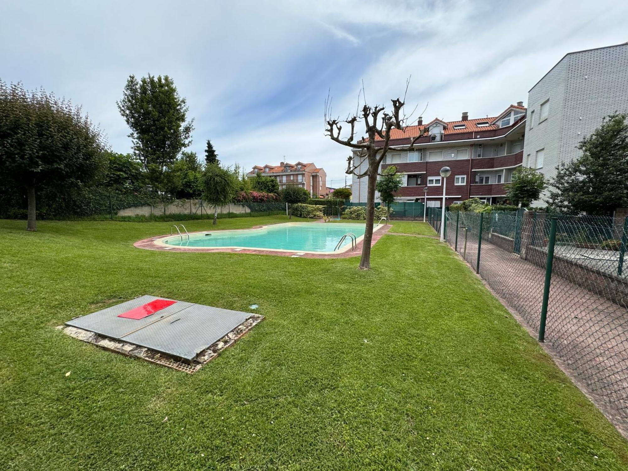 Appartamento Garaje Y Piscina Comunitaria! Suances Esterno foto